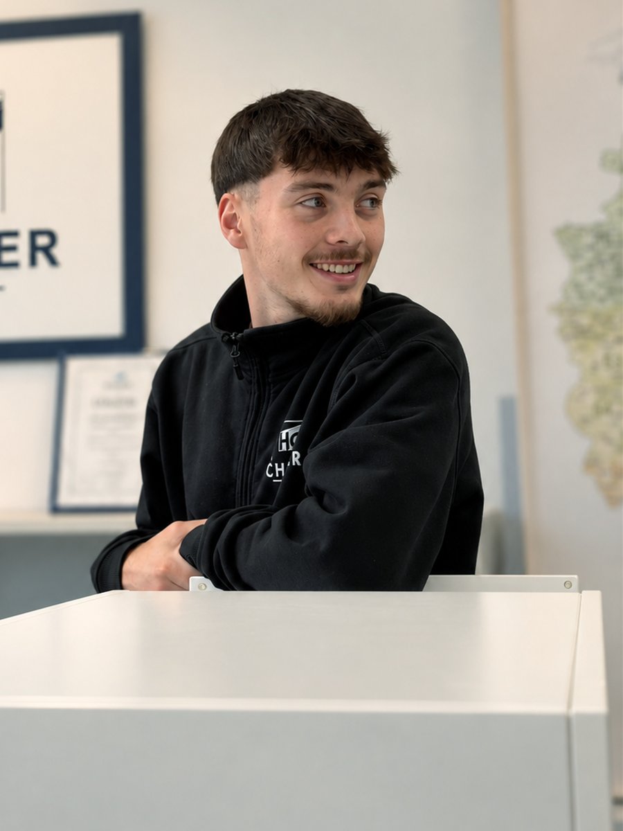 Ansgar Mrosek im Büro.